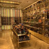 Shop in Firenze, but concept is the same at Venchi Cioccolato in Venice