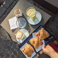 Best vegan Cappuccino! ☺️ at Bar Chocolat in Sirmione