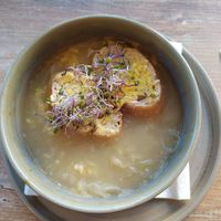 Onion soup at No Name Coffee in Brunoy