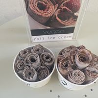 Oreo and dark chocolate with strawberries  at Domenico in Crete