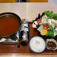 Hot pot at Yǒujī Dàdì 有機大地健康蔬食餐廳 in Jiaoxi