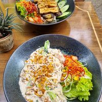 Madame B and Date in Hanoi at Ban Vegan in Berlin