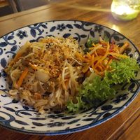 'Asian Goddess', rice noodles, soy-based "meat", carrots, greens, sprouts, kimchi, onions, beetroot, peanuts & sesame (11.50) at Ban Vegan in Berlin