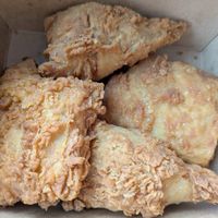 Fried chicken at Doomie's Home Cookin' in Hollywood