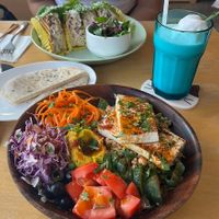 The coconut milkshake and the Bowl closets in the frame are vegan and soooo delicious🩷   at New Zealand Story in Seoul