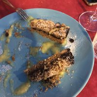 Sbriciolata al caffè e cioccolato con salsa al rum  at MagnEtico Bistrò in Porto Azzurro