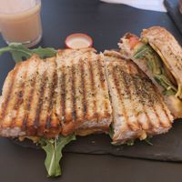 Tosta vegan at Nata Pura in Sintra