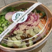 takeaway bowl at råbowls in Hamburg