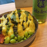 Söre slayer bbq bowl at råbowls in Hamburg