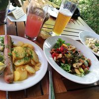 Bratkartoffeln mit Veggie Wurst, Antipasti und Tortellini at Altes Feuerwehrhaus in Damshagen