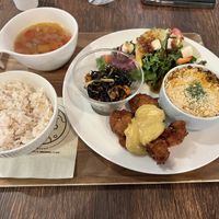 The four plate deli set with soup and rice  at Plant Based Tokyo in Tokyo