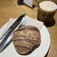 banana donut and hot chocolate  at Delish Vegan Doughnuts - Malasaña in Madrid