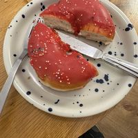 Homer at Delish Vegan Doughnuts - Malasaña in Madrid