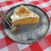 Karottenkuchen at Vegitalian in Salzburg