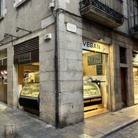 Exterior   at Madonna Gelateri in Girona