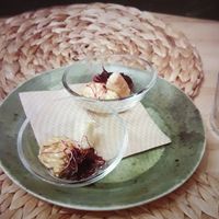 Onion and homemade mayonnaise entrée at Idem Con Patate in Turin