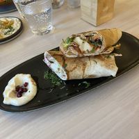 Sándwich de queso halloumi at Baladi in Brussels