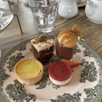 The lemon tart was a bit disappointing- other cakes were fab  at Ashmolean Rooftop Restaurant in Oxford