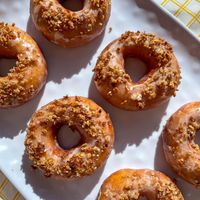 Apple Crumble 🍏  at Hulis Donuts in Cape Town