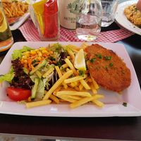 Knuspriges Sellerie-Schnitzel at Kachelofen in Krumbach