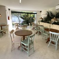 Indoor seating  at Pranna Bistrô in Santa Cruz Do Sul