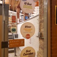  at Molly's Cupcakes in Chicago