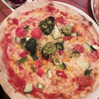 Vegan Pizza Vegetariana at Pizzeria Giuseppe in Zell Am See