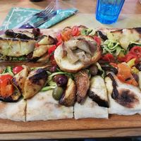 Vegan pinsa at Janky Bistrot  in Bagnoregio