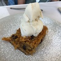 Crumble de manzana vegano at Artemisia - Costa Rica in Buenos Aires