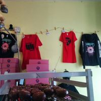T-shirts at Pepples Donut Farm in Berkeley