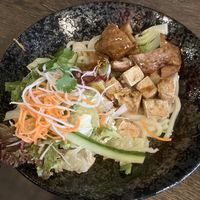 Sesami (udon noodles, pak choi, tofu and soy medallions)  at Vegang in Berlin