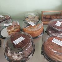 Vegan cakes at Saludpan in Medellin