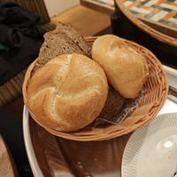 4 slices of bread, 2 rolls #Veganuary at Vollpension in Vienna