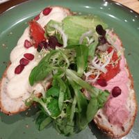 Veganised dish: the Vega Bagel became vegan by exchanging the bagel for a vegan roll. Delicious, very generous topping, highly recommended. at Keck. in Gouda