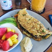 Vegan omelette and a papaya/mango juice at Noi Bistro in Tamarindo