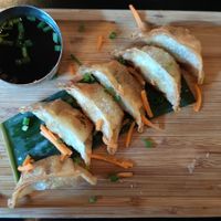 Gyozas aux légumes, sauce soja salée au gingembre at Le Wok in Rennes