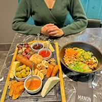 Plate of cheese for 2 at least 😱 #Veganuary at Manon Gastro Bar & Bistro in Valletta