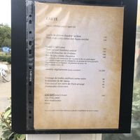 Menu, vegetarienne option is also vegan at La Cagette in Moliets