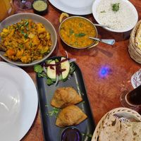 Mixed vegetables, dahl, samosa, rice, plain naan at Tandoori Flames in Claremont
