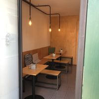 Blich in den Innenraum  at XS Café in Prazeres