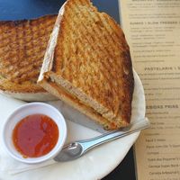 Eggplant, tomato and hummus toasted sandwich with sweet chilli sauce at XS Café in Prazeres
