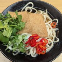 Kitsune Udon with added chili and coriander at Kineya Mugimaru in North London