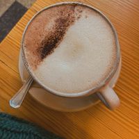 Chocolate quente biológico (alternativa vegetal - aveia ou amêndoa)  at Insensato in Tomar