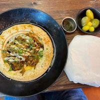 „The Nish Nush“ - Hummus with vegan Shawarma at Nish Nush in Dueren