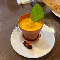 芒果布丁  at Veggie Kingdom 緻素坊 in Kowloon