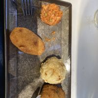 Fried starters  at Isabella De Cham in Naples