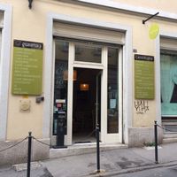 entrance at Zoe Food in Trieste