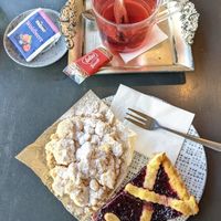 two vegan cakes, and a tee with lotus cookie at Sachsenhäuser Feinbäckerei in Frankfurt