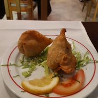 Vegetable samosas at Spice Lounge in Albufeira
