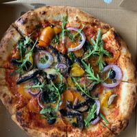 Veggie lovers pizza with vegan cheese at Hahei Eatery & Ice cream in Hahei